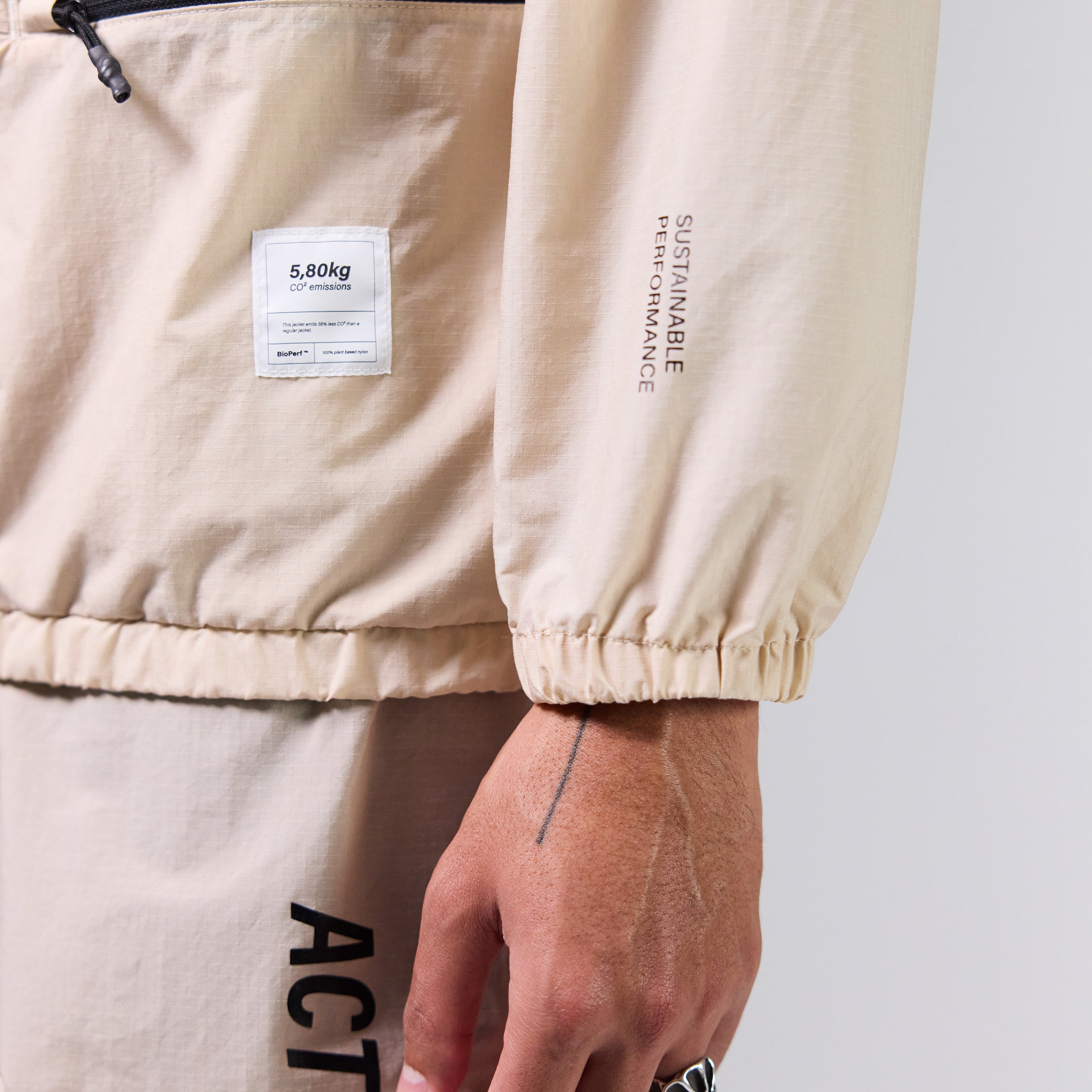 BioRip / Windbreaker - Beige